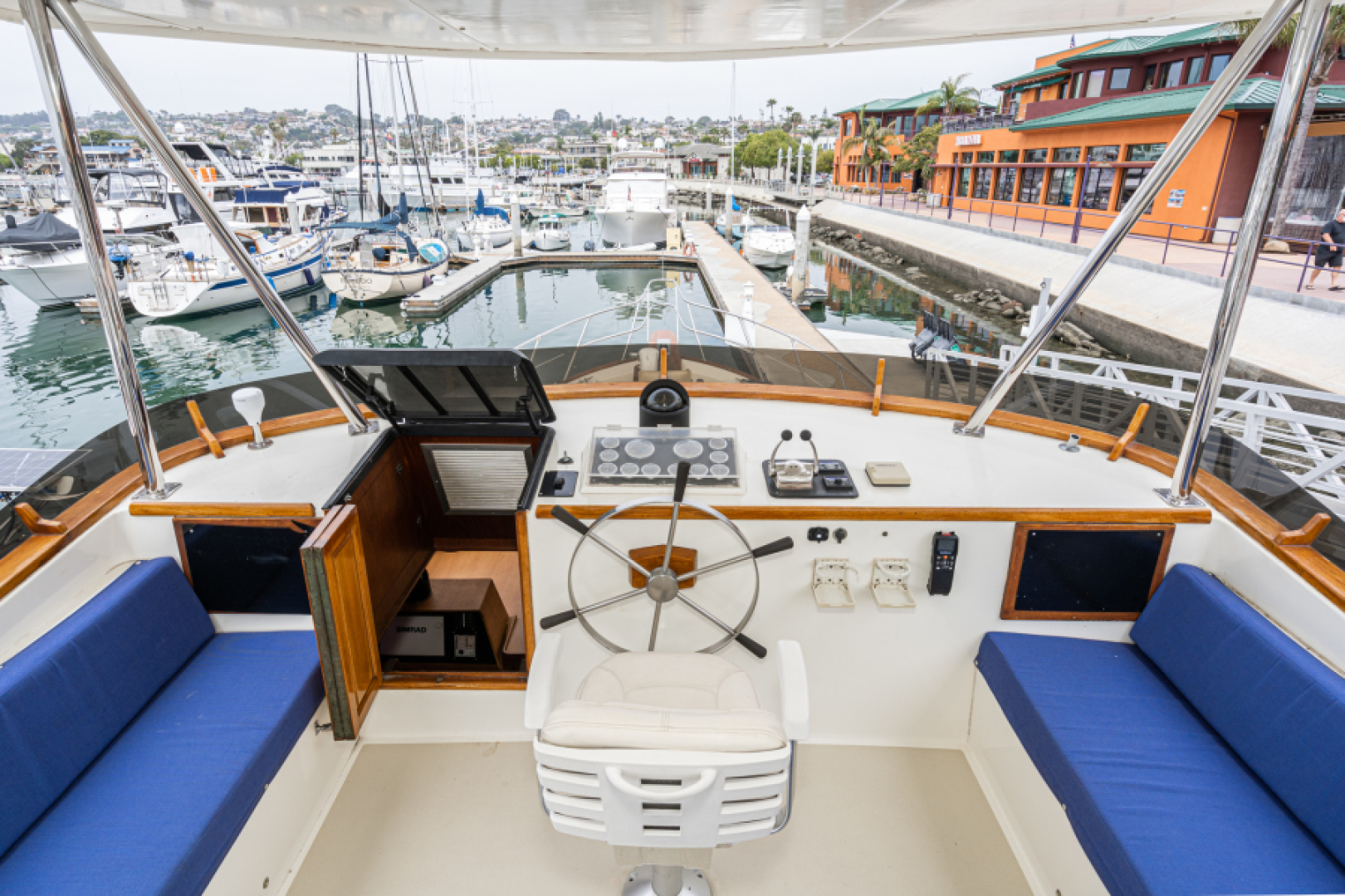 Slide: The Image of Delta Sedan Motoryacht 1982 - 4170808