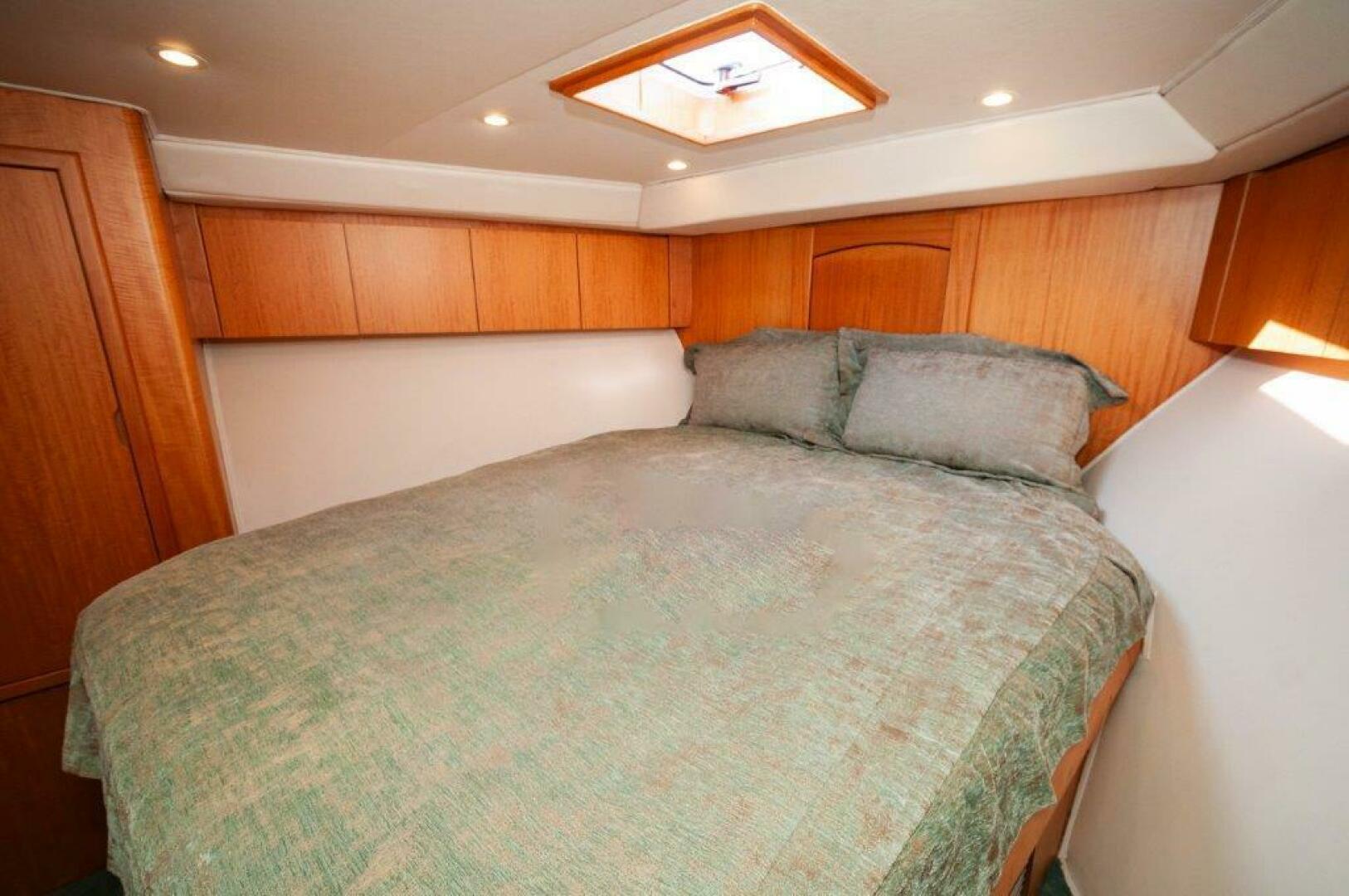 Slide: The Image of 2006 Dixon Custom 52 Express- BIG HORSE- Master Stateroom - 4742174