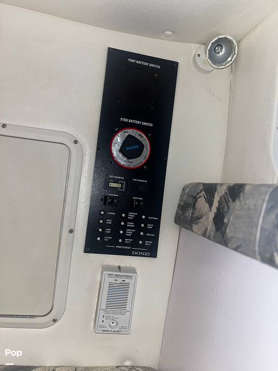 Slide: The Image of Donzi 275 LXC 1998 - 15547254