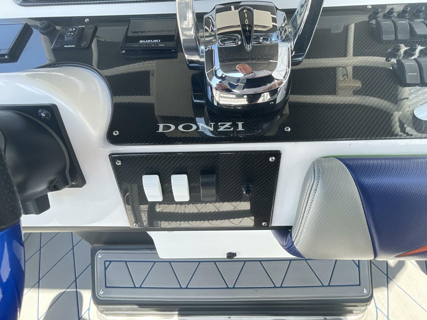 Slide: The Image of Donzi 35ZF 2001 - 5239382