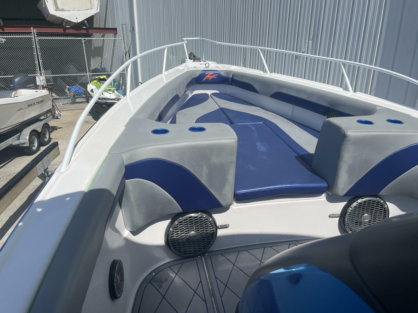 Slide: The Image of Donzi 35ZF 2001 - 5239398