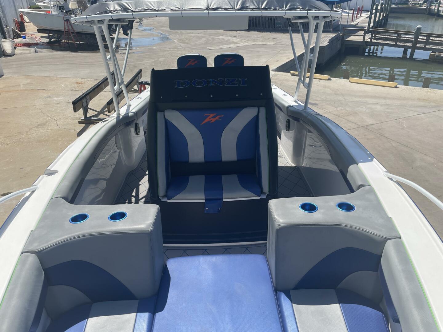 Slide: The Image of Donzi 35ZF 2001 - 5239405