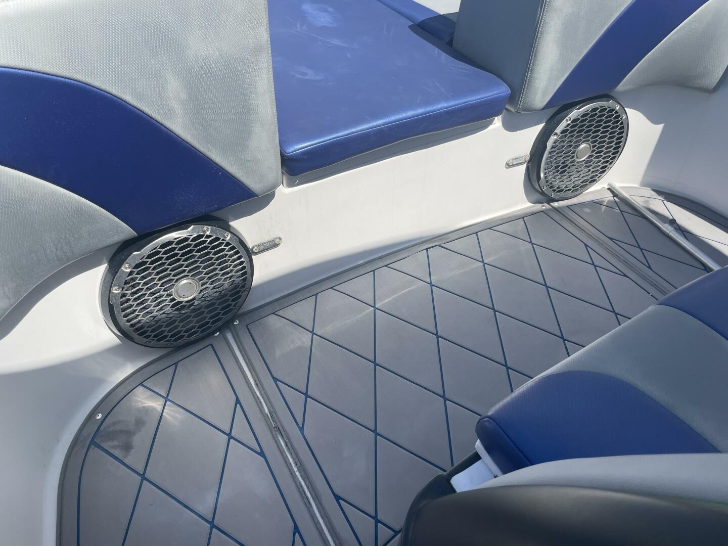 Slide: The Image of Donzi 35ZF 2001 - 5239410