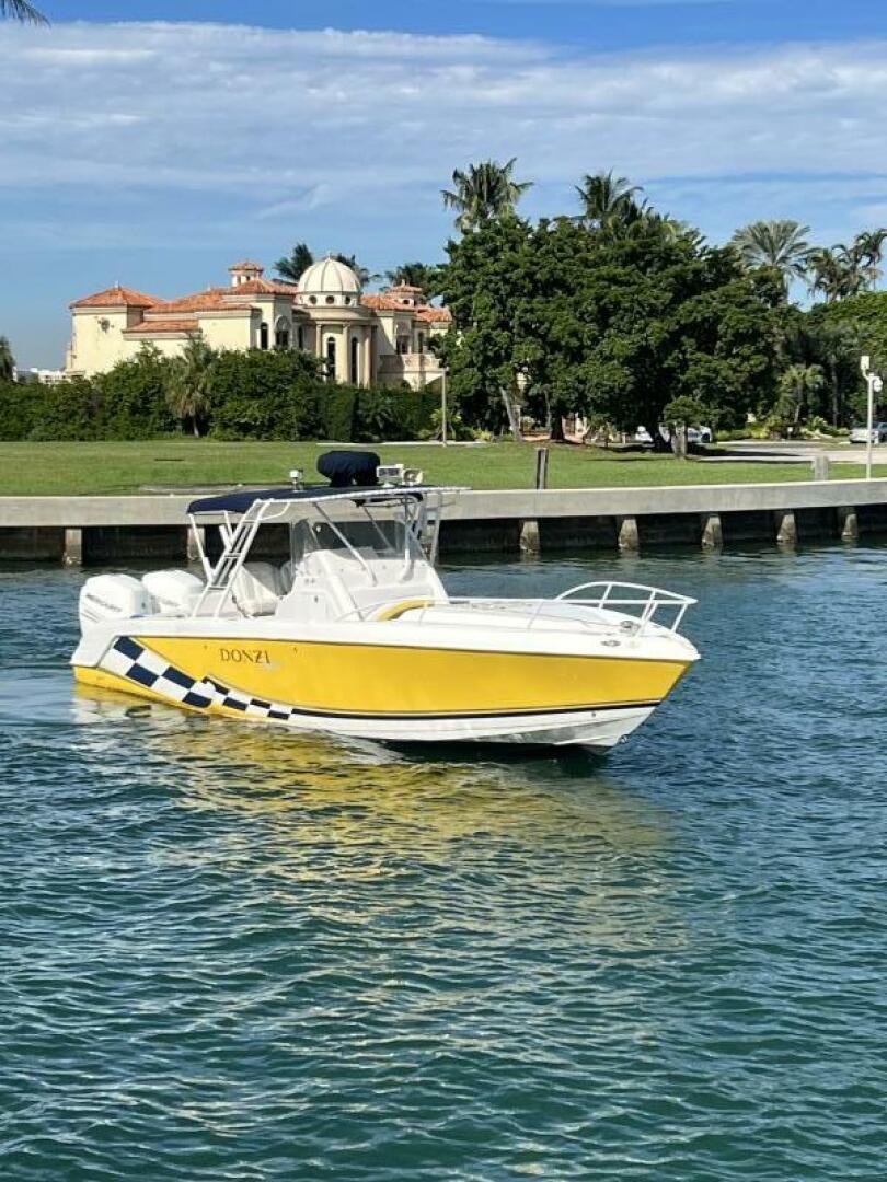 Slide: The Image of Donzi 35 ZF 2002 - 4080728