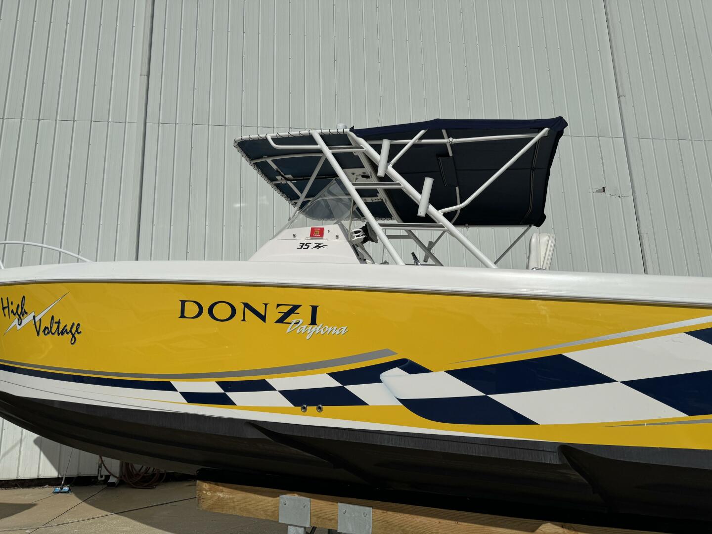 Slide: The Image of Donzi 35 ZF 2002 - 4080735