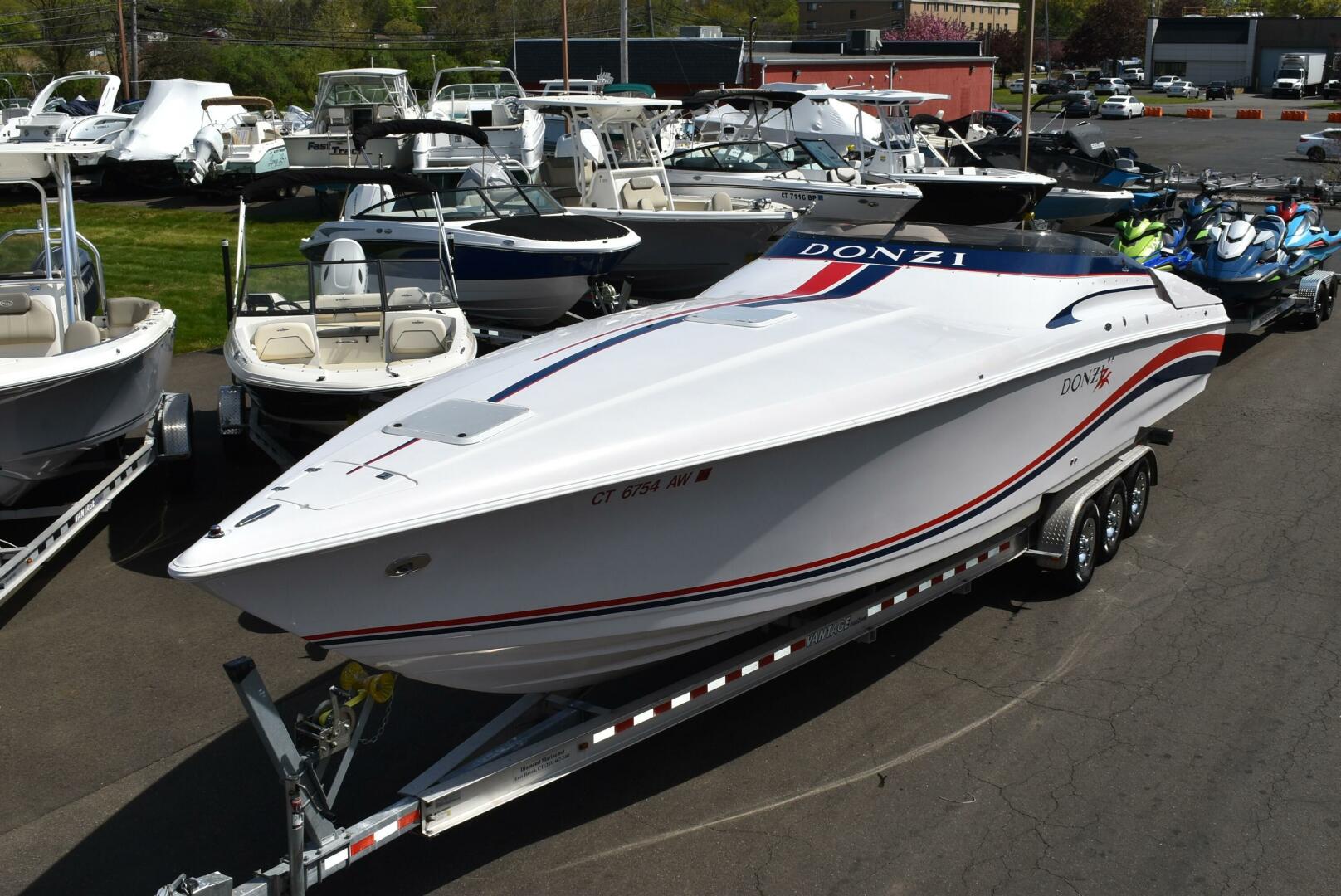 Slide: The Image of Donzi 38 2000 - 5312928