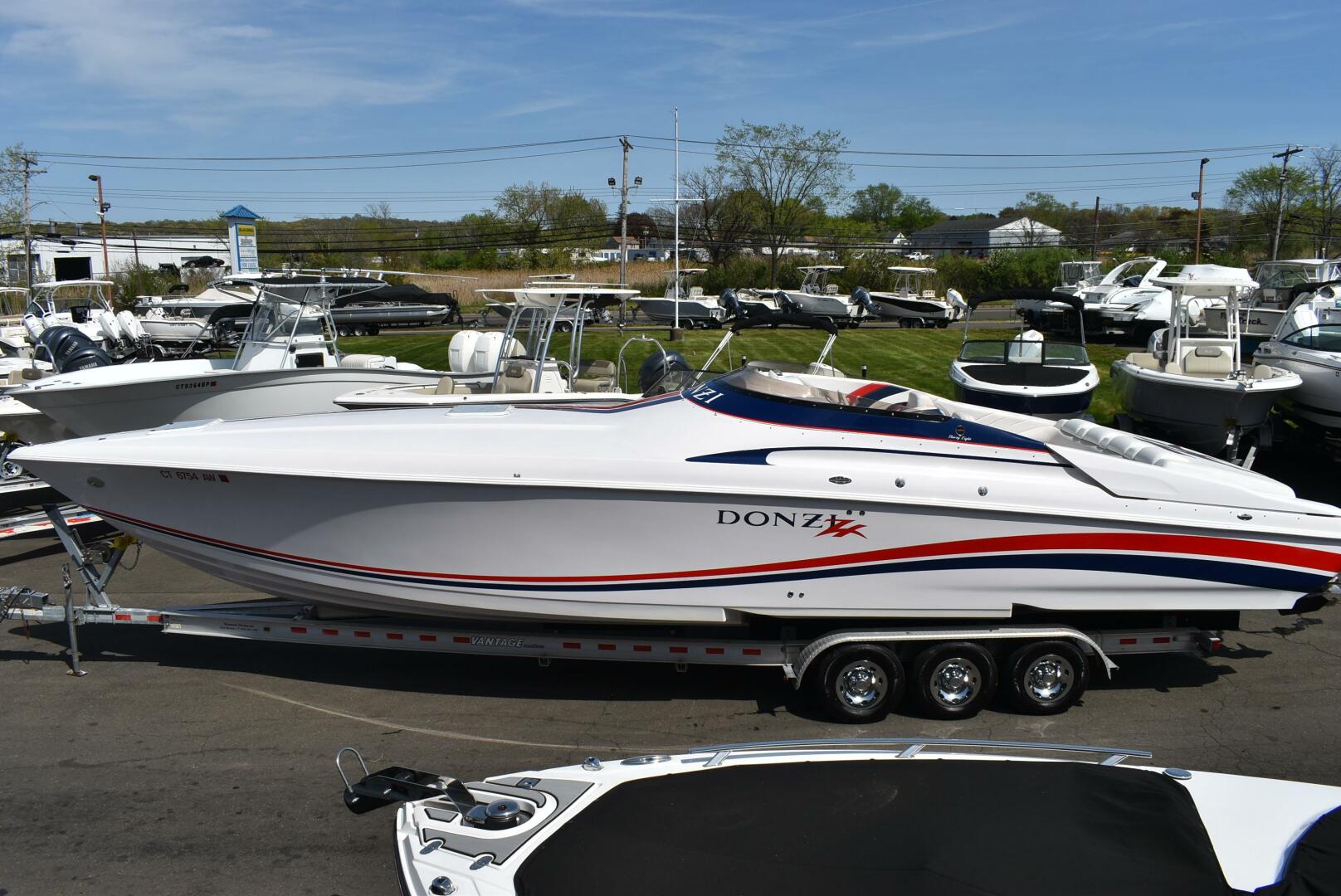 Slide: The Image of Donzi 38 2000 - 5312929