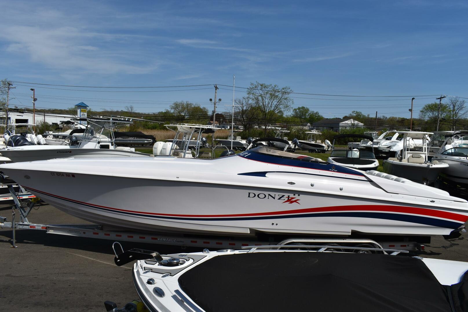 Slide: The Image of Donzi 38 2000 - 5312931