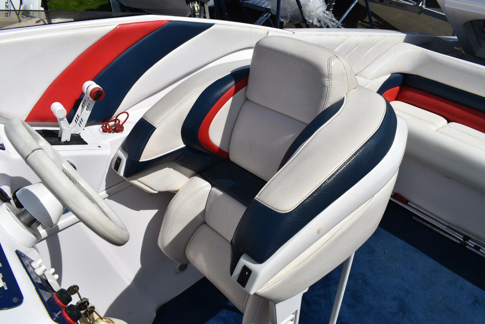 Slide: The Image of Donzi 38 2000 - 5312976