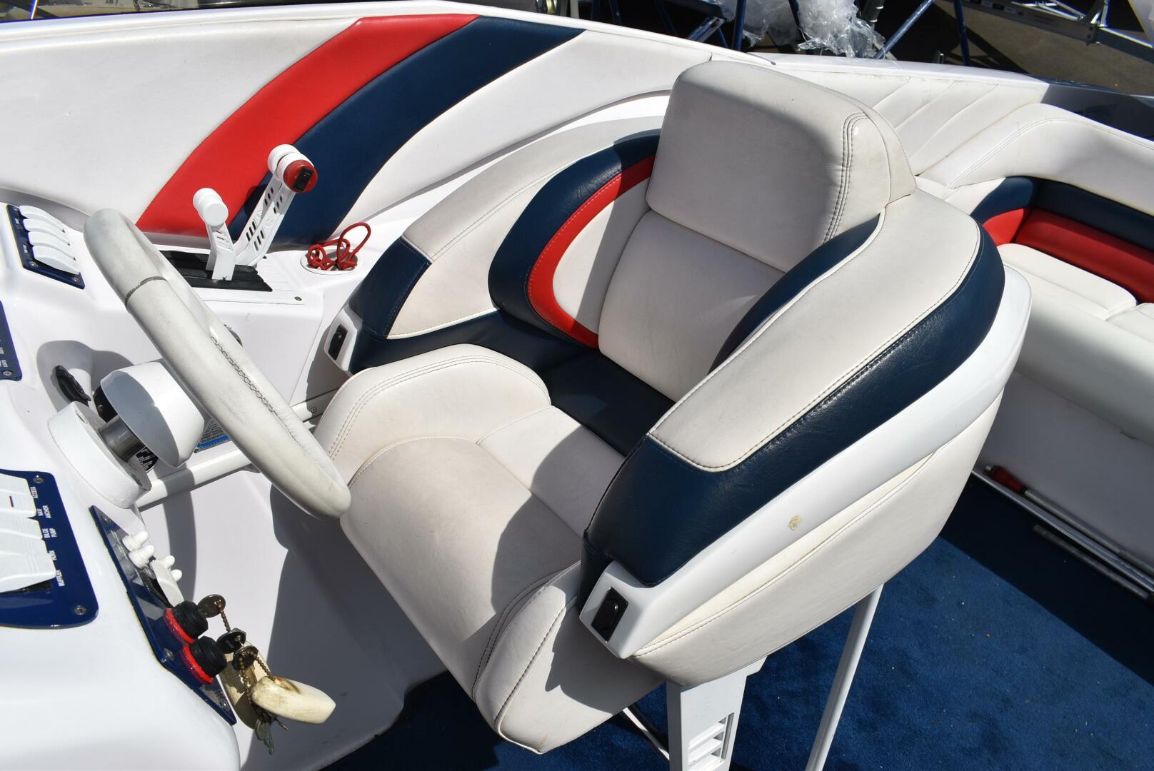 Slide: The Image of Donzi 38 2000 - 5312978