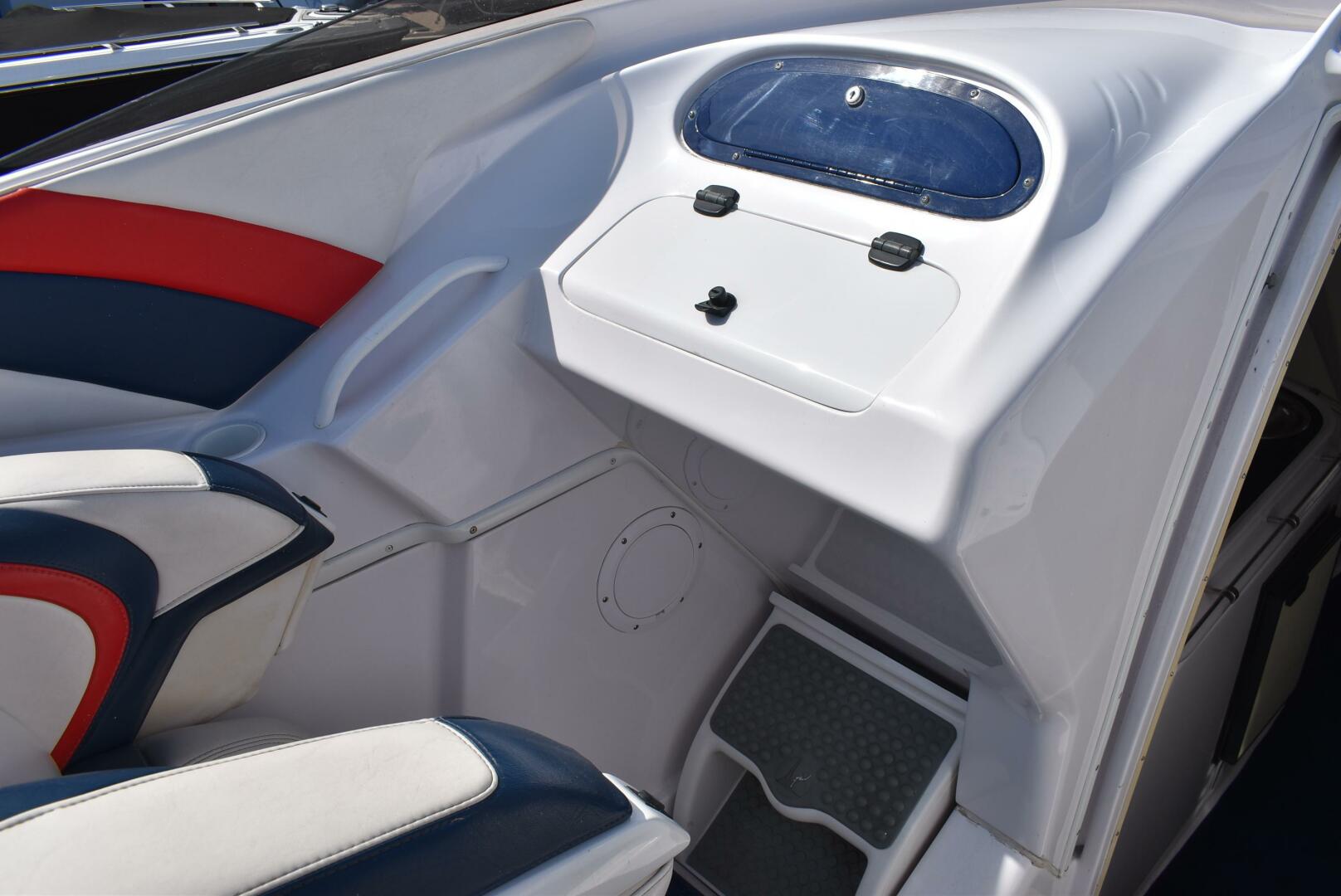 Slide: The Image of Donzi 38 2000 - 5312991