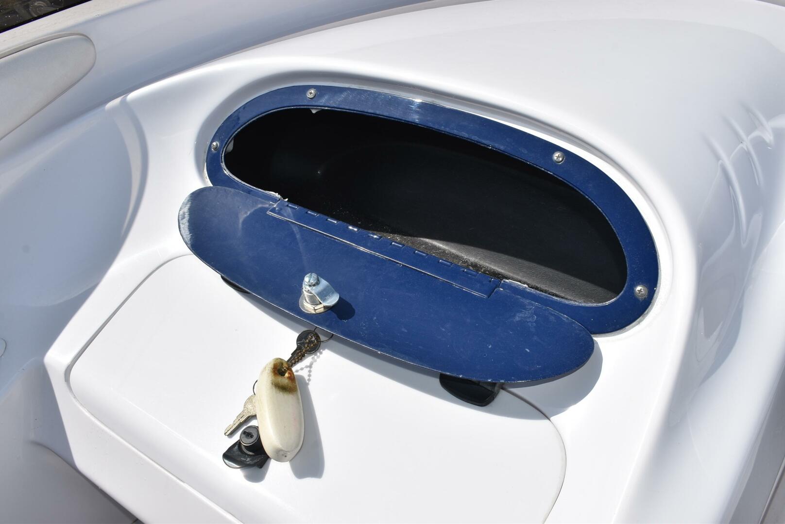 Slide: The Image of Donzi 38 2000 - 5312995