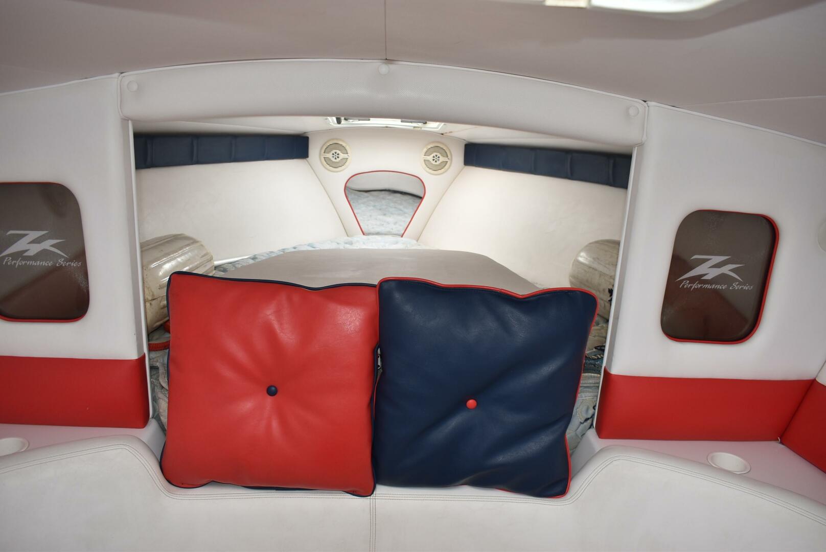 Slide: The Image of Donzi 38 2000 - 5313091