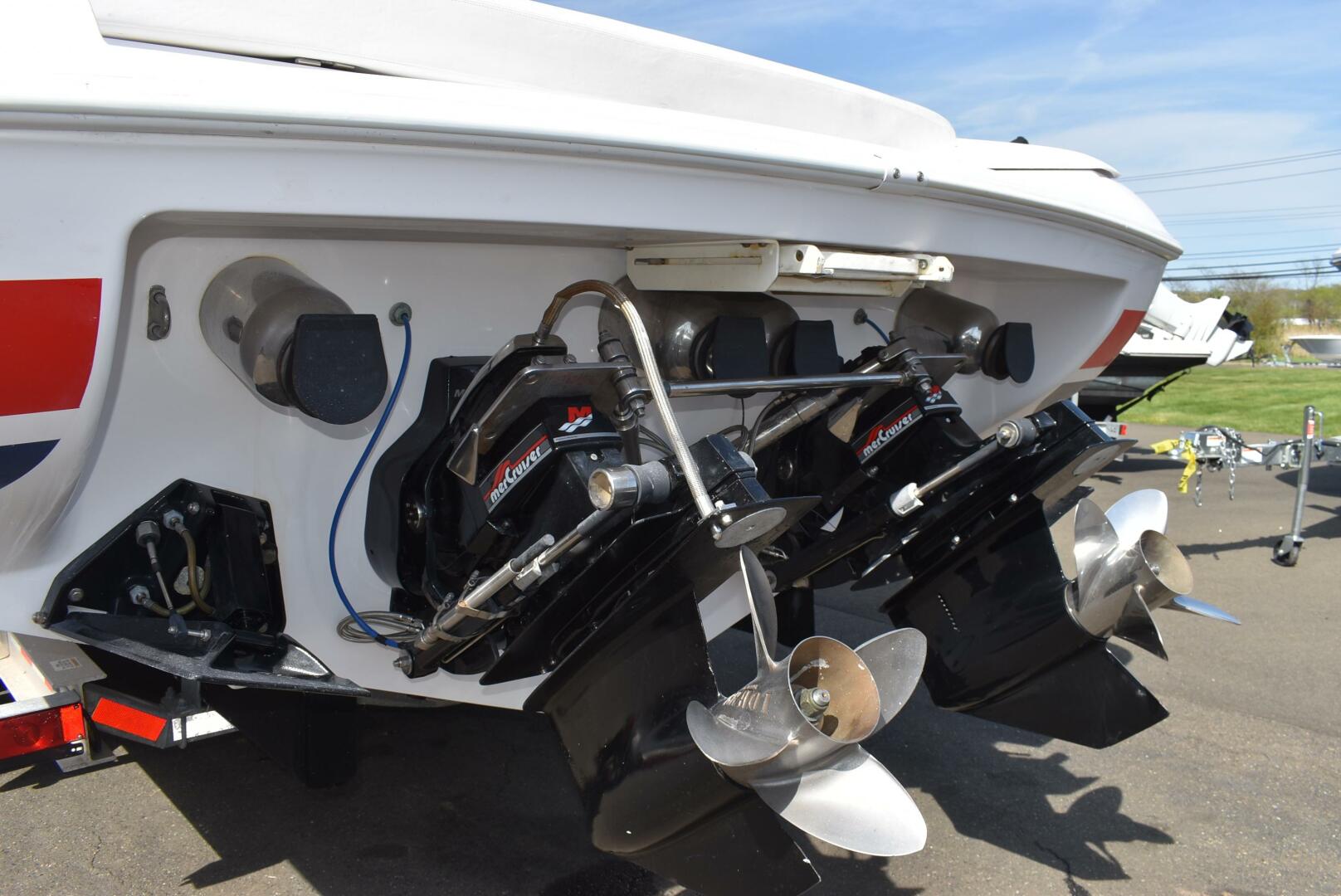 Slide: The Image of Donzi 38 2000 - 5313106