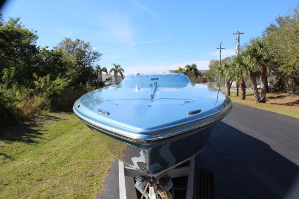 Slide: The Image of 2006 Donzi 43 ZR speedboat on trailer, front view. - 14