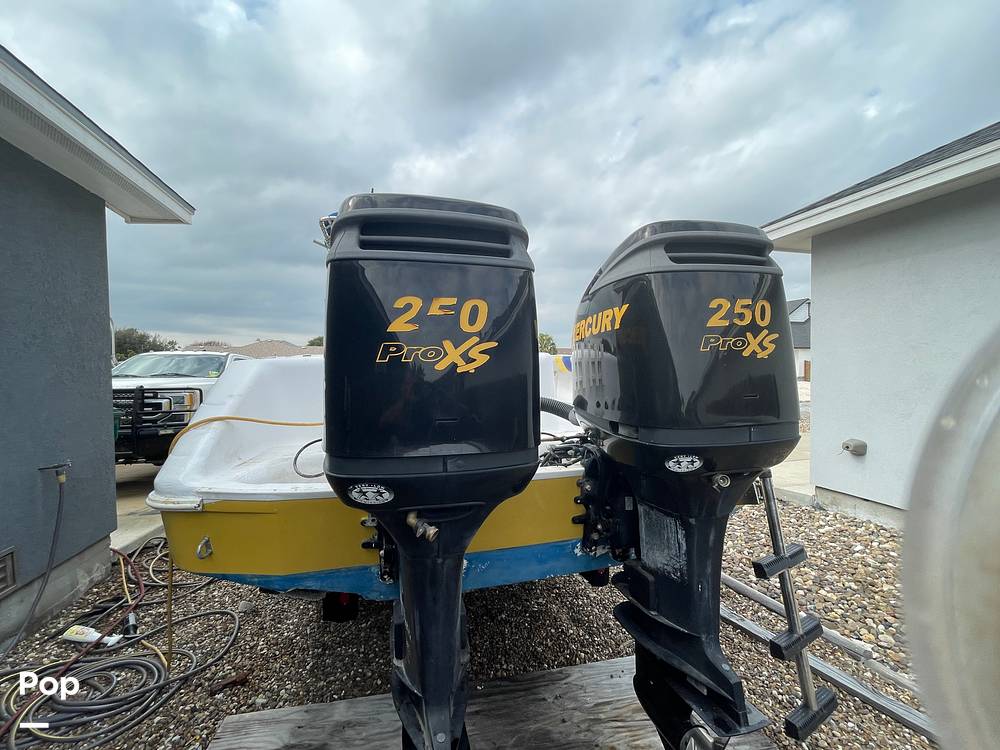 Slide: The Image of Twin Mercury 250 HP Pro XS Engines - 15113225