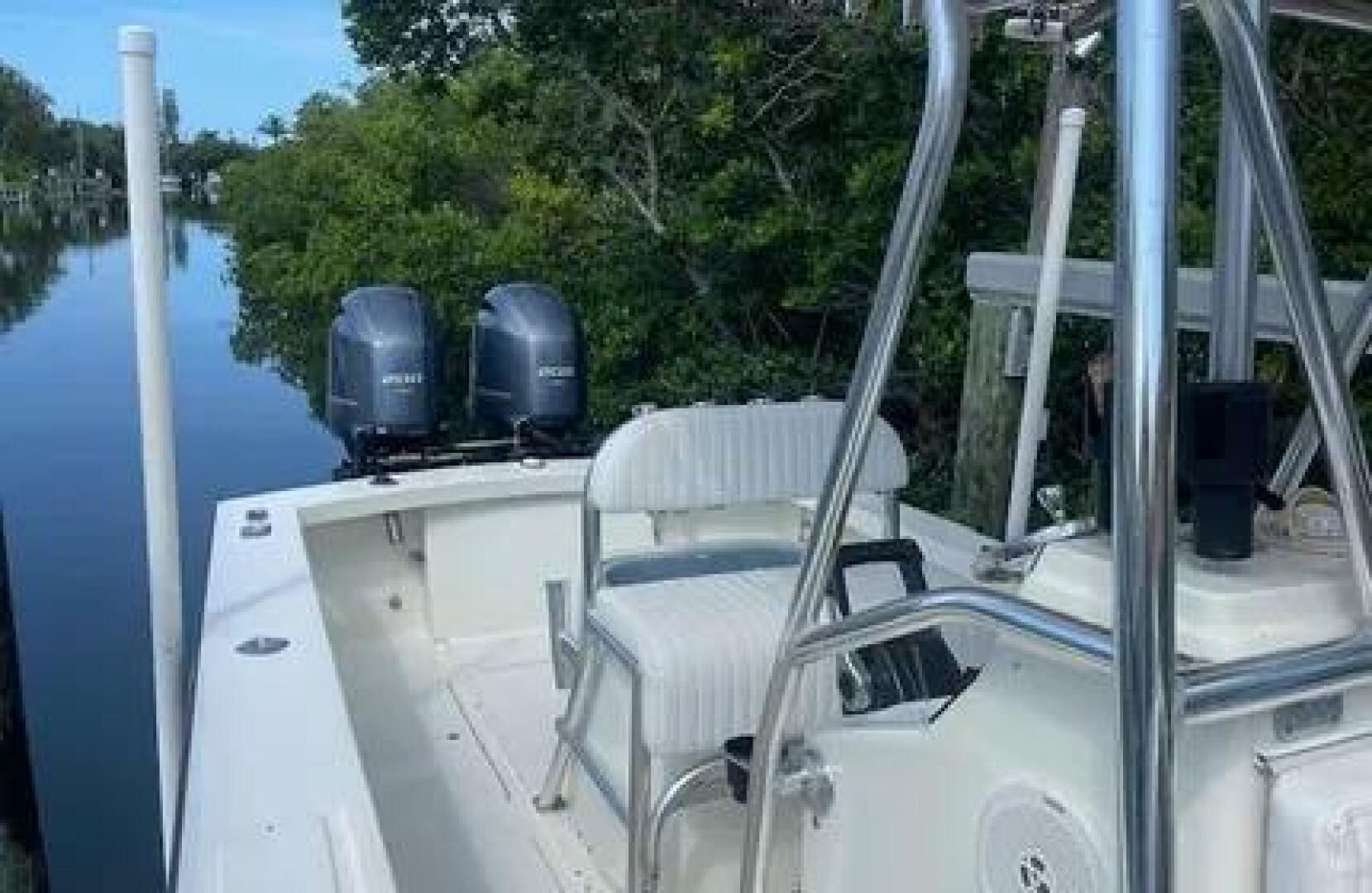 Slide: The Image of 1995 Dorado 30 LE Helm - 4649222
