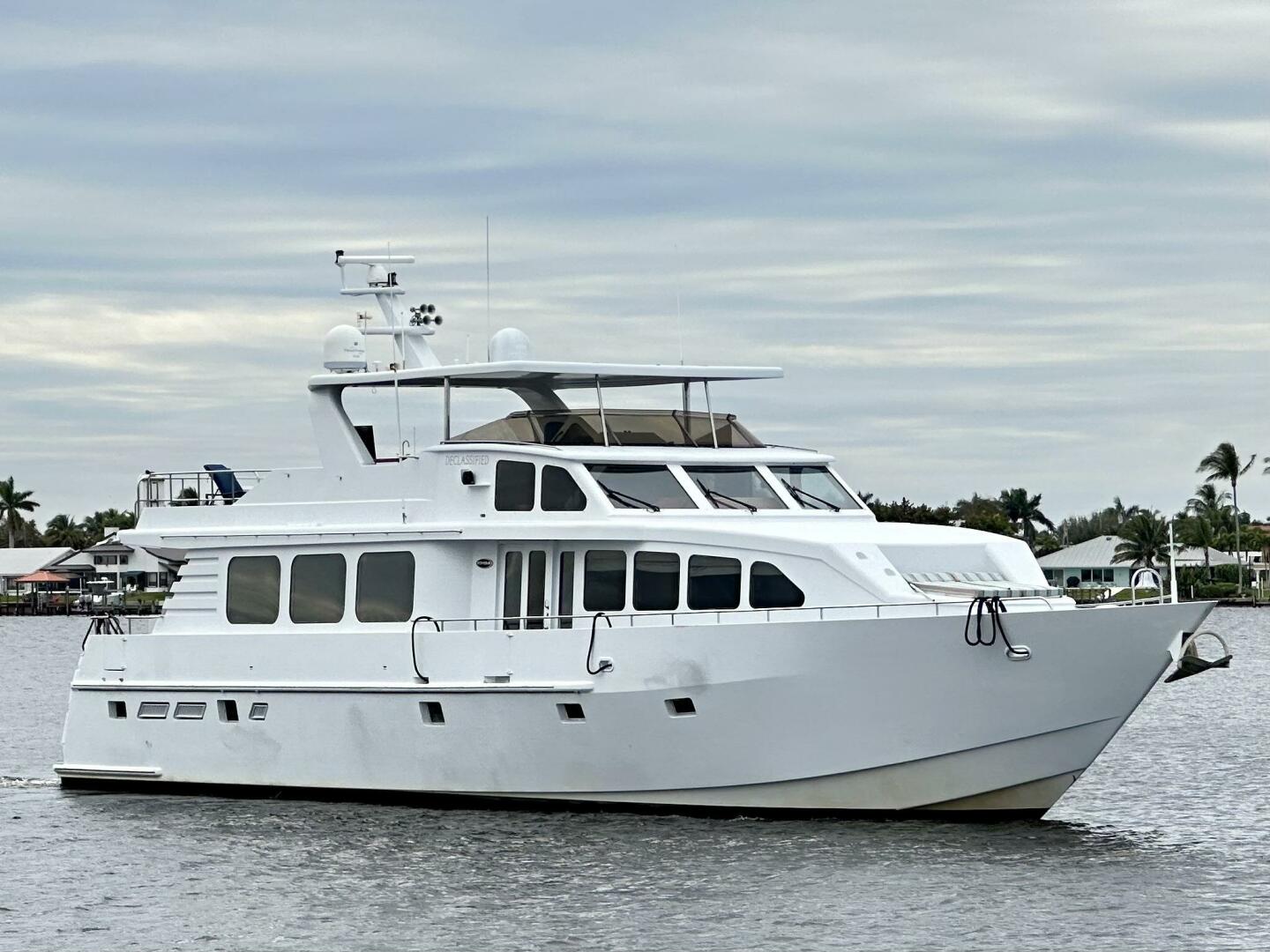 Slide: The Image of Dovercraft Custom RPH Motor Yacht 2001 - 4955186