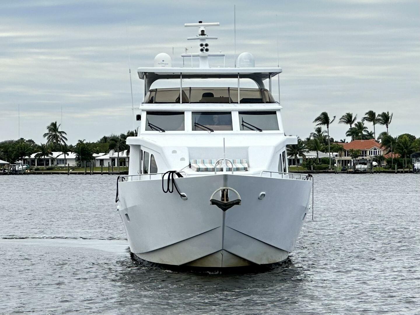 Slide: The Image of Dovercraft Custom RPH Motor Yacht 2001 - 4955187