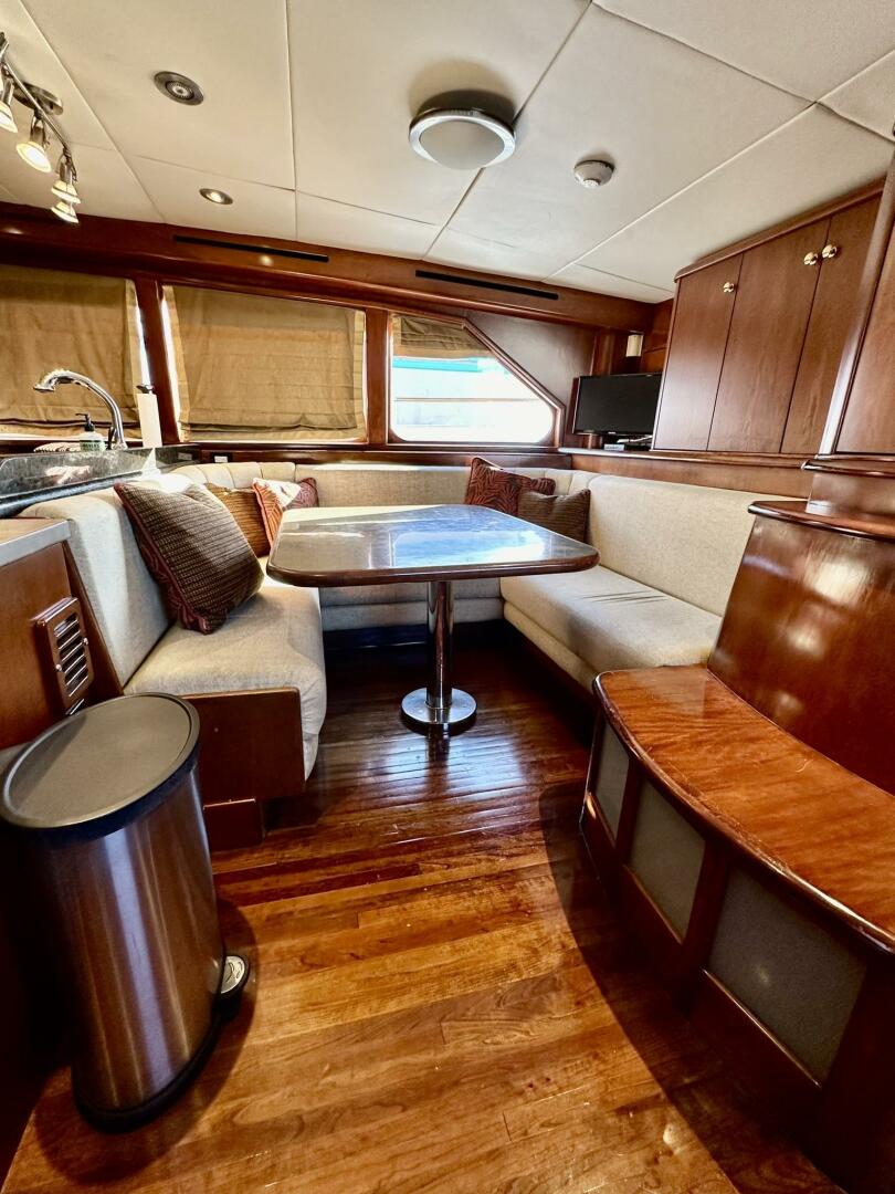 Slide: The Image of Dovercraft Custom RPH Motor Yacht 2001 - 4832050