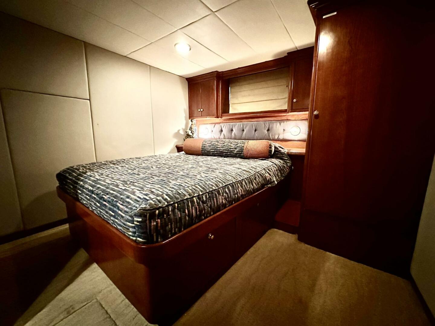 Slide: The Image of Dovercraft Custom RPH Motor Yacht 2001 - 4832055