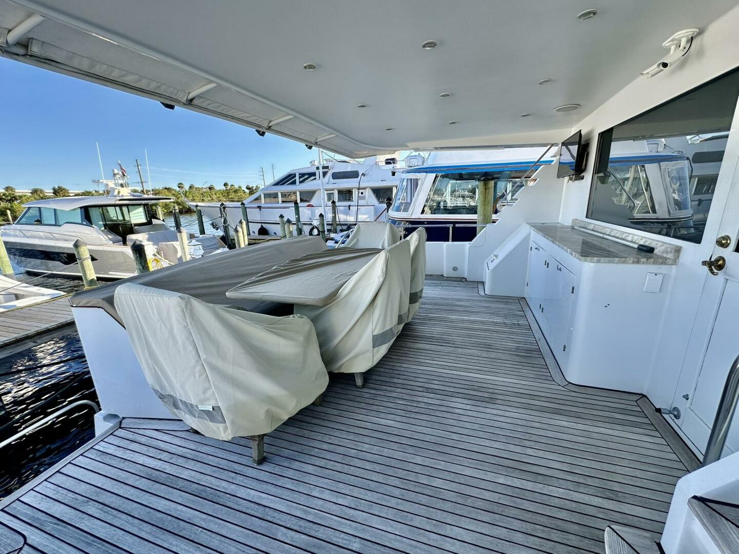 Slide: The Image of Dovercraft Custom RPH Motor Yacht 2001 - 4832075
