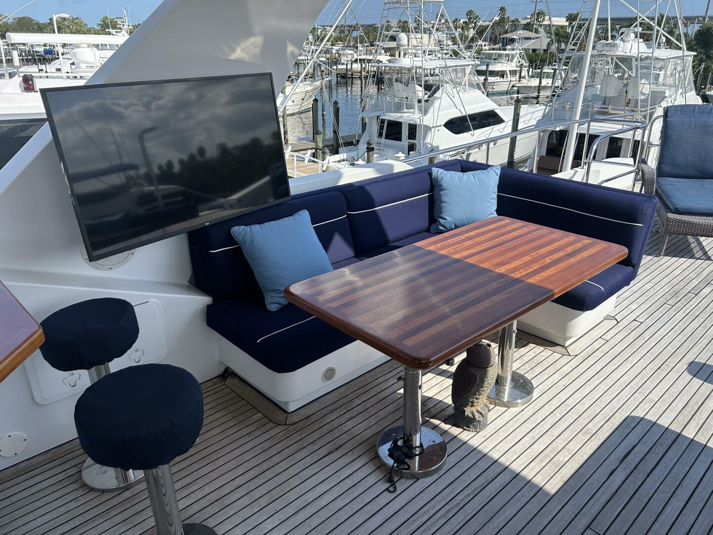 Slide: The Image of Dovercraft Custom RPH Motor Yacht 2001 - 5018687