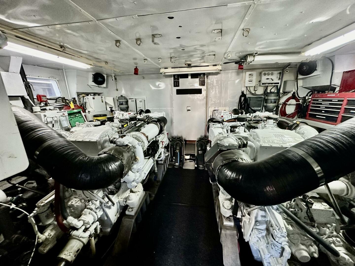Slide: The Image of Dovercraft Custom RPH Motor Yacht 2001 - 4832068