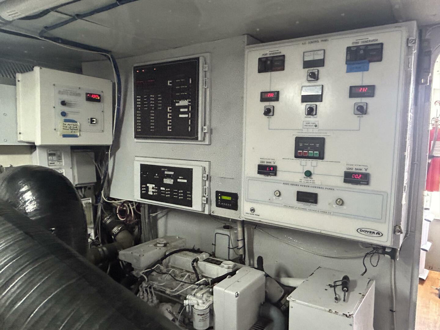 Slide: The Image of Dovercraft Custom RPH Motor Yacht 2001 - 5018755