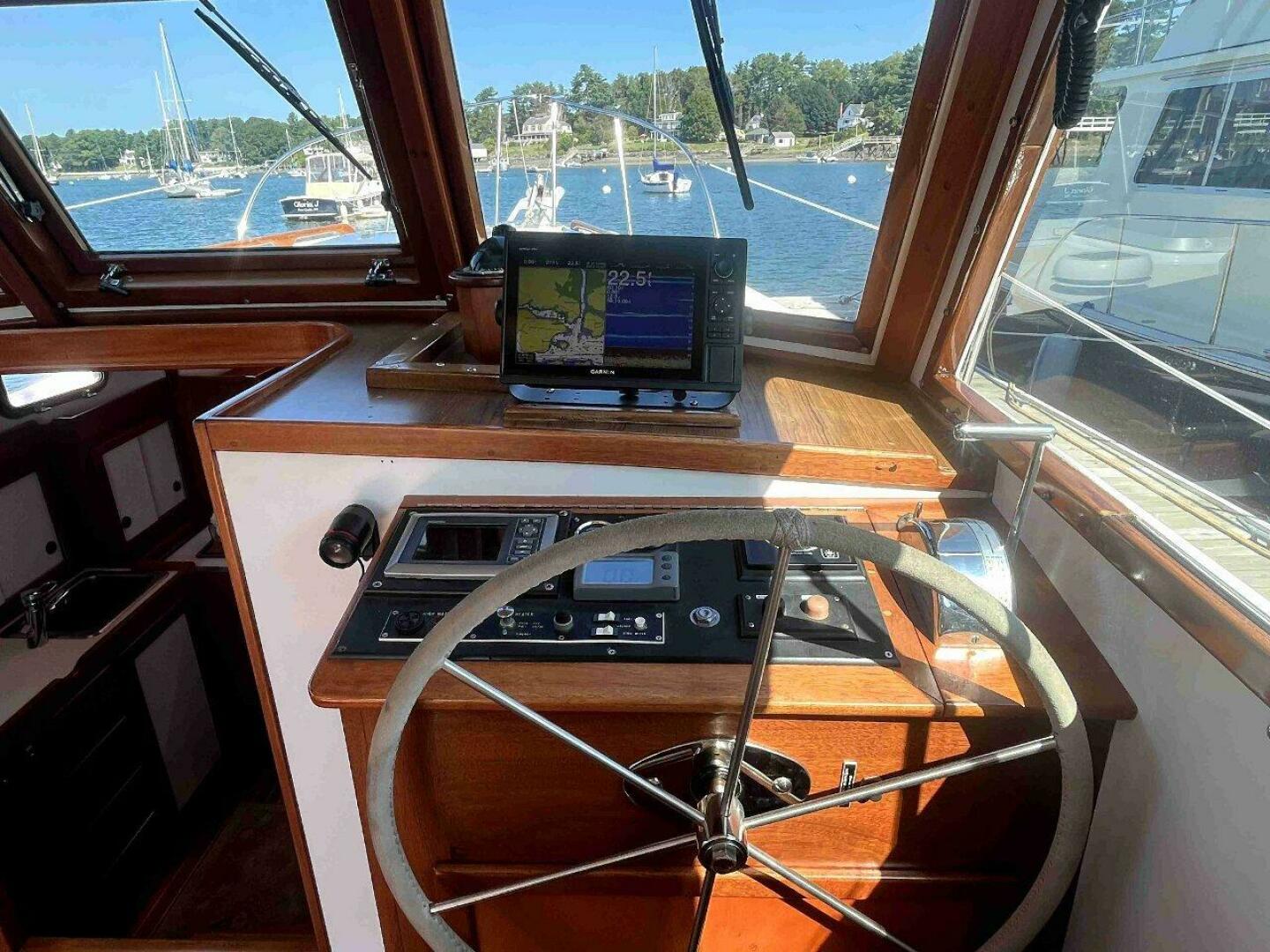 Slide: The Image of Duffy 35 Flybridge Cruiser 1990 - 4621729