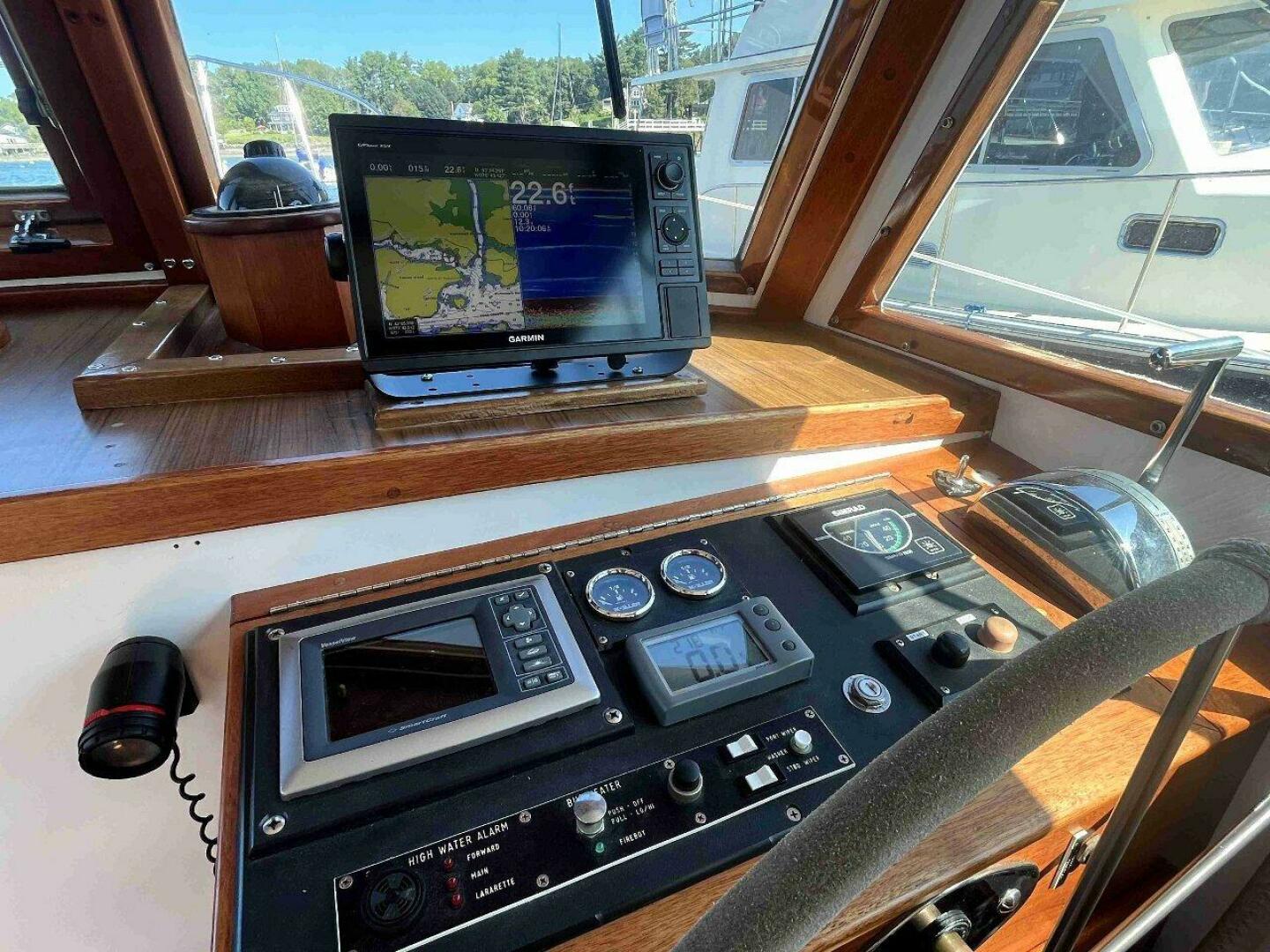 Slide: The Image of Duffy 35 Flybridge Cruiser 1990 - 4621747