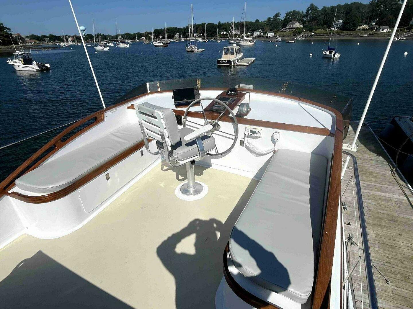 Slide: The Image of Duffy 35 Flybridge Cruiser 1990 - 4621774