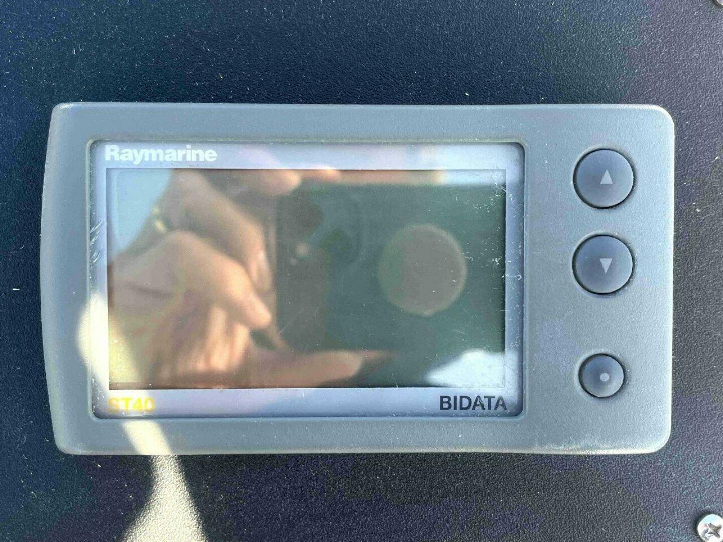 Slide: The Image of Duffy 35 Flybridge Cruiser 1990 - 4621782