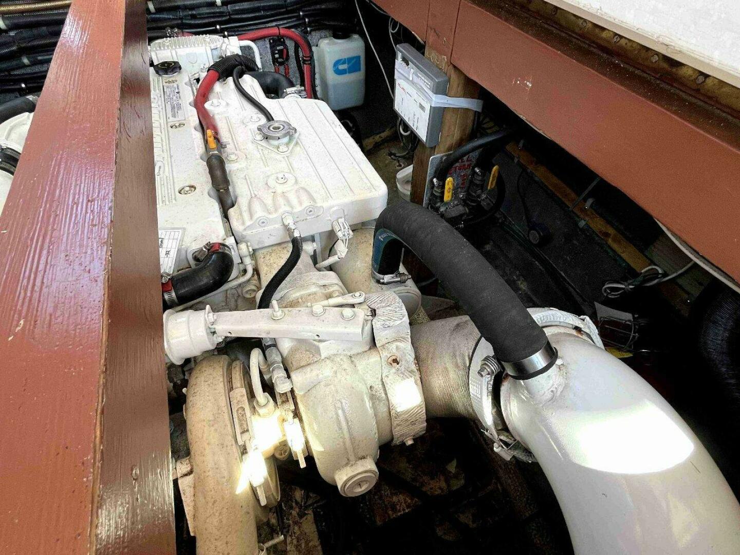 Slide: The Image of Duffy 35 Flybridge Cruiser 1990 - 4621792