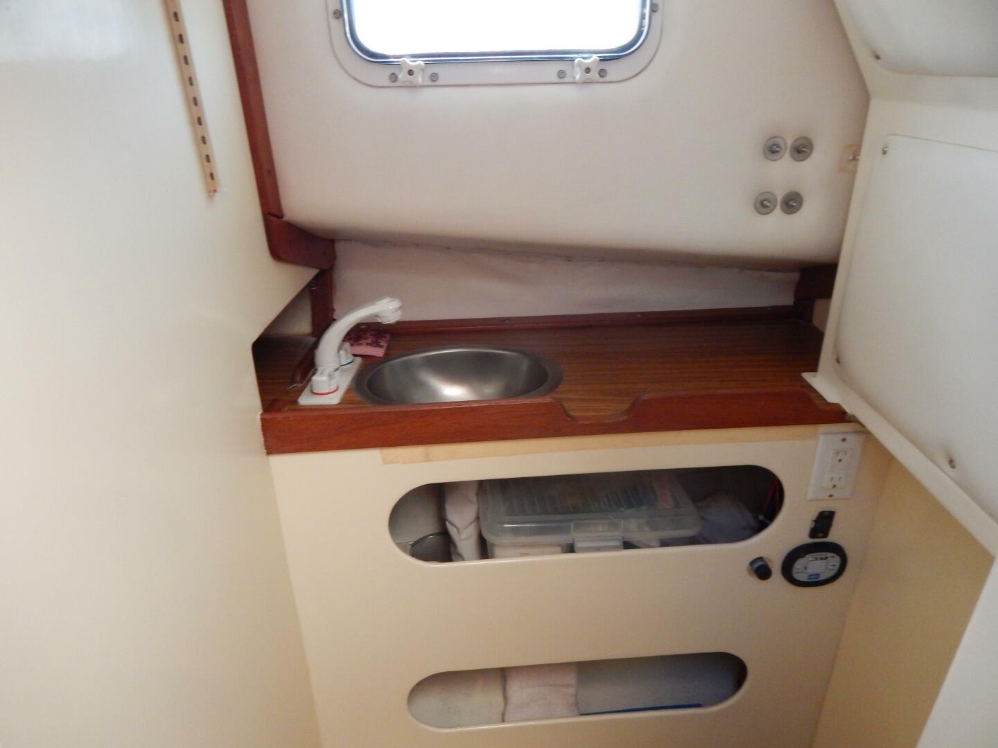 Slide: The Image of Dyer Express 1985 - 5350448