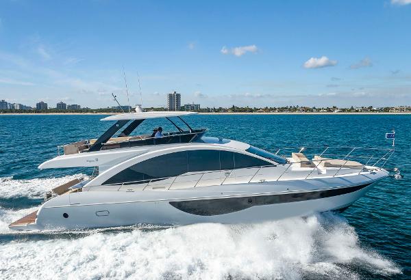 Slide: The Image of Dyna 63 Flybridge Hull #15 2022 - 0