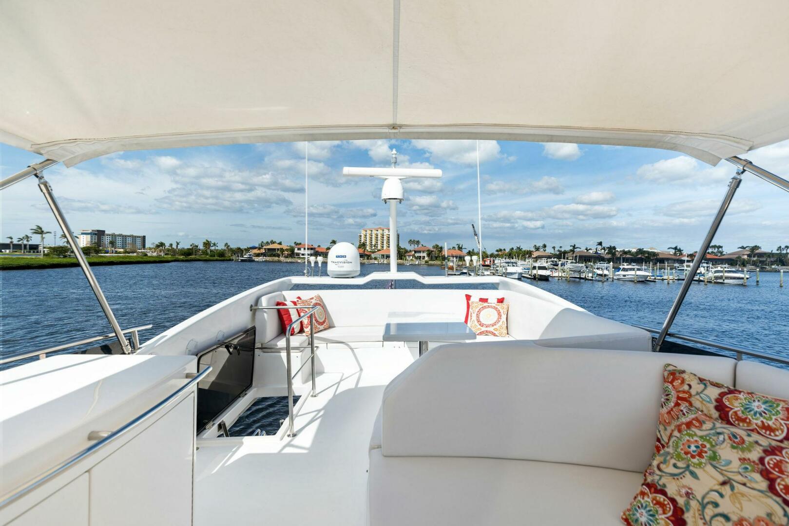 Slide: The Image of 2015 Dyna 60 Motor Yacht 'Wanderlust' Flybridge - 4789802