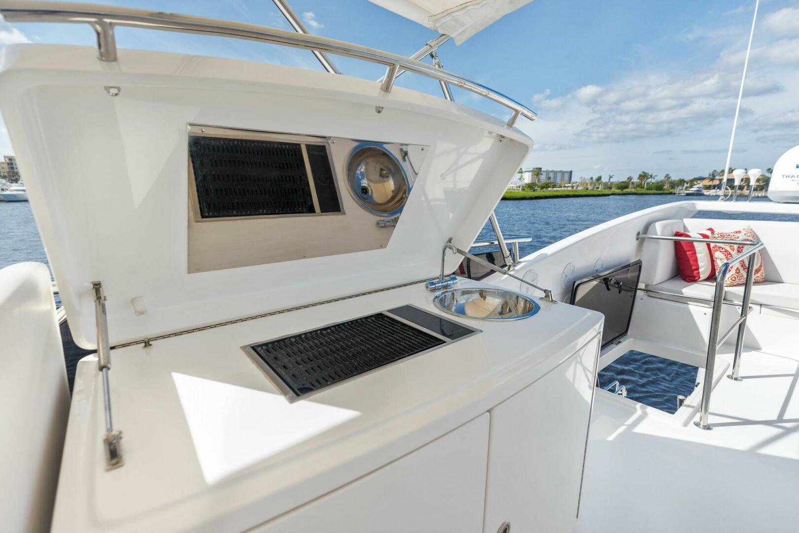 Slide: The Image of 2015 Dyna 60 Motor Yacht 'Wanderlust' - 4789856
