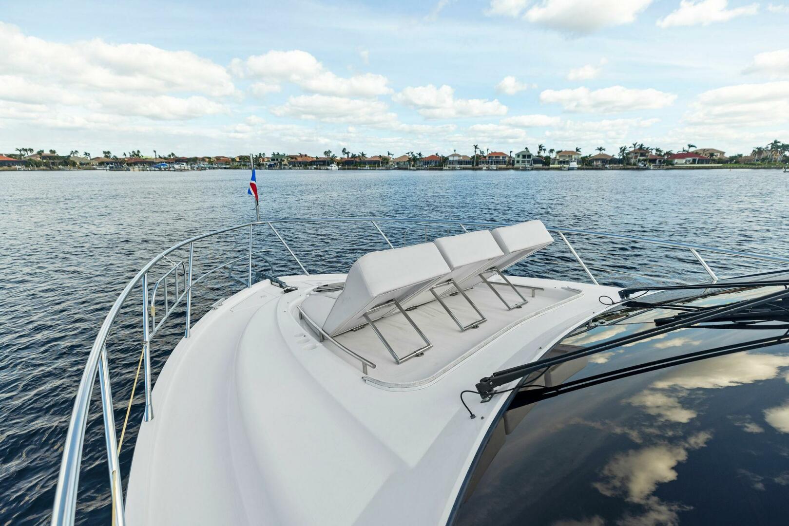 Slide: The Image of 2015 Dyna 60 Motor Yacht 'Wanderlust' Bow - 4789857