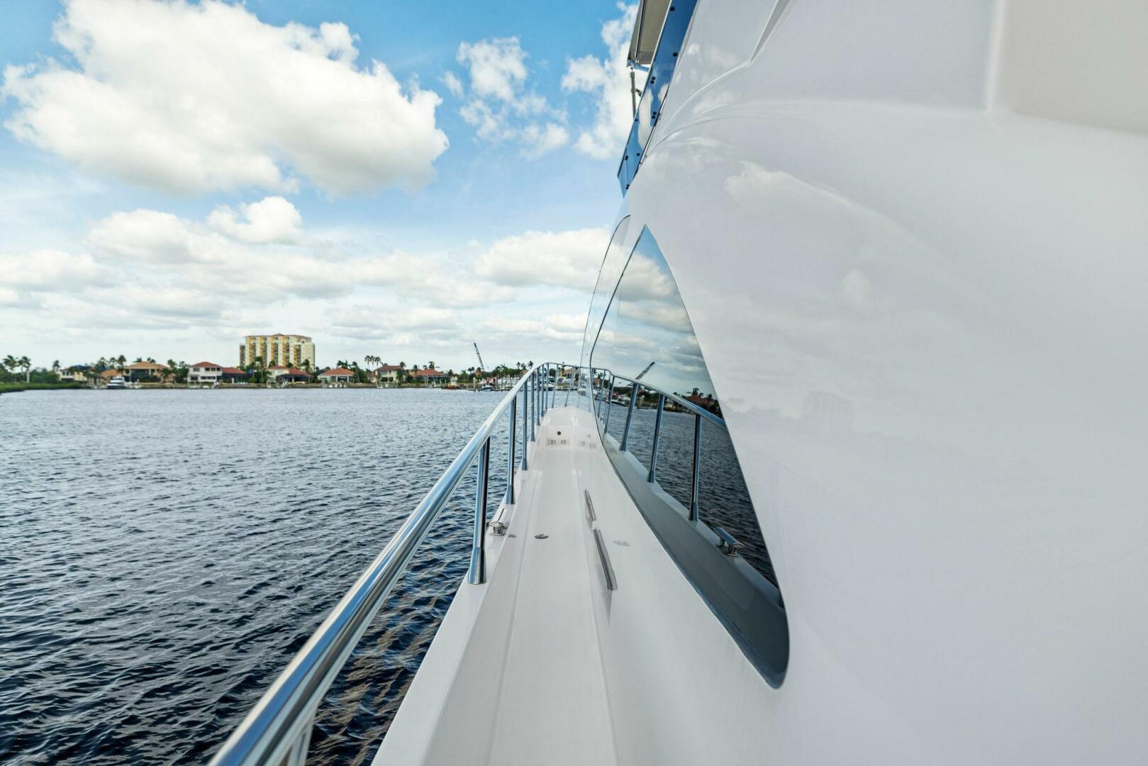 Slide: The Image of 2015 Dyna 60 Motor Yacht 'Wanderlust' - 4789864