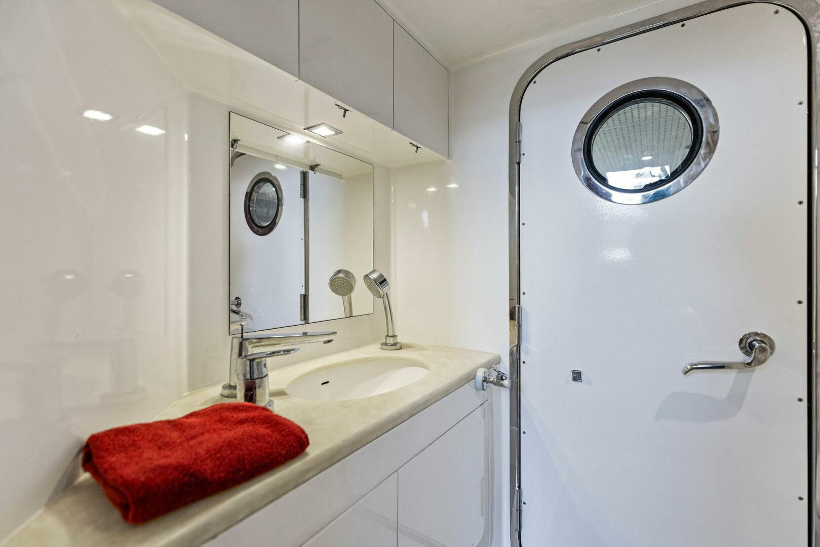 Slide: The Image of 2015 Dyna 60 Motor Yacht 'Wanderlust' Crew Head - 4789868