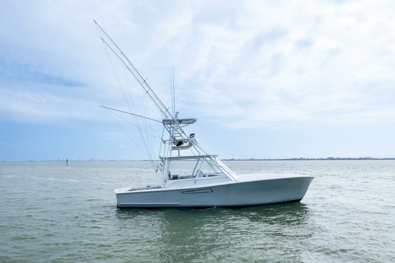 Slide: The Image of 1993 Eagle 42 Custom Carolina Spooled-Up - 0