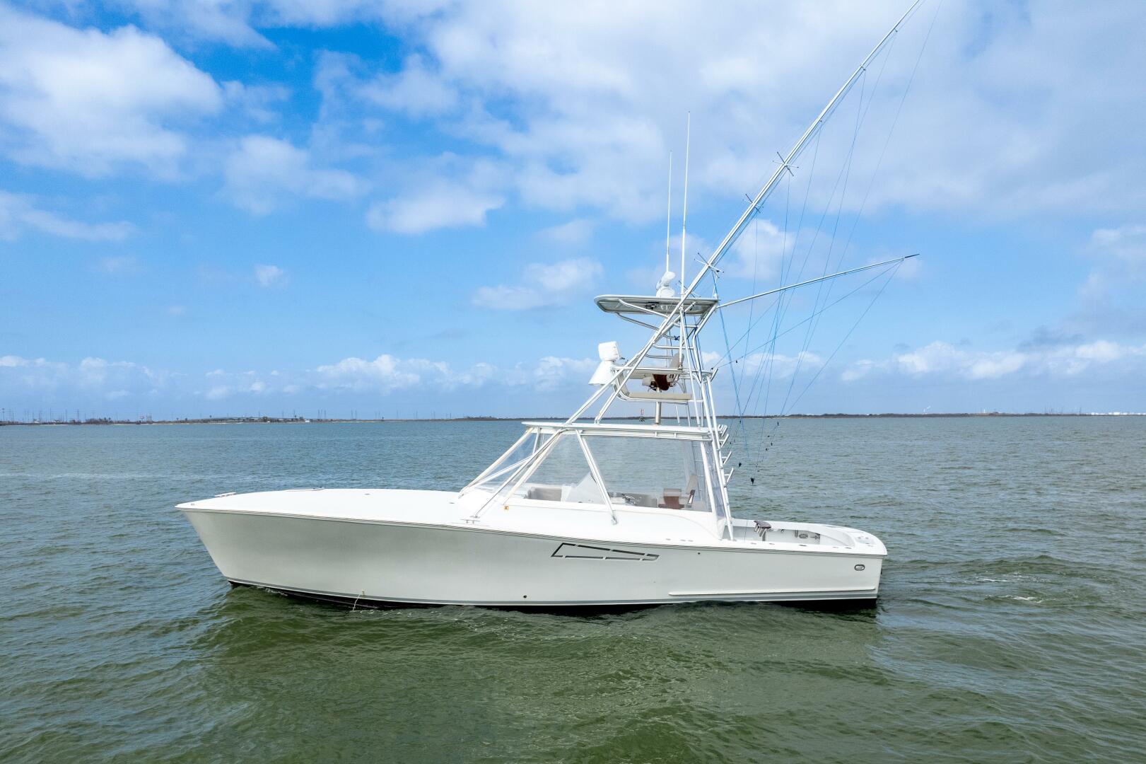 Slide: The Image of 1993 Eagle 42 Custom Carolina Spooled-Up - 4