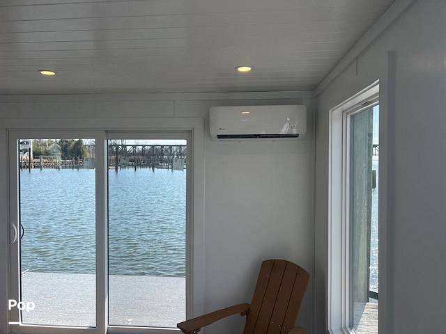 Slide: The Image of East Coast Houseboats Freedom 40 2024 - 15192756