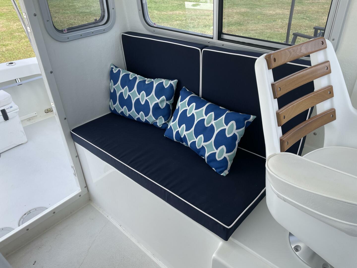 Slide: The Image of Eastern 22 2024 - 5601068