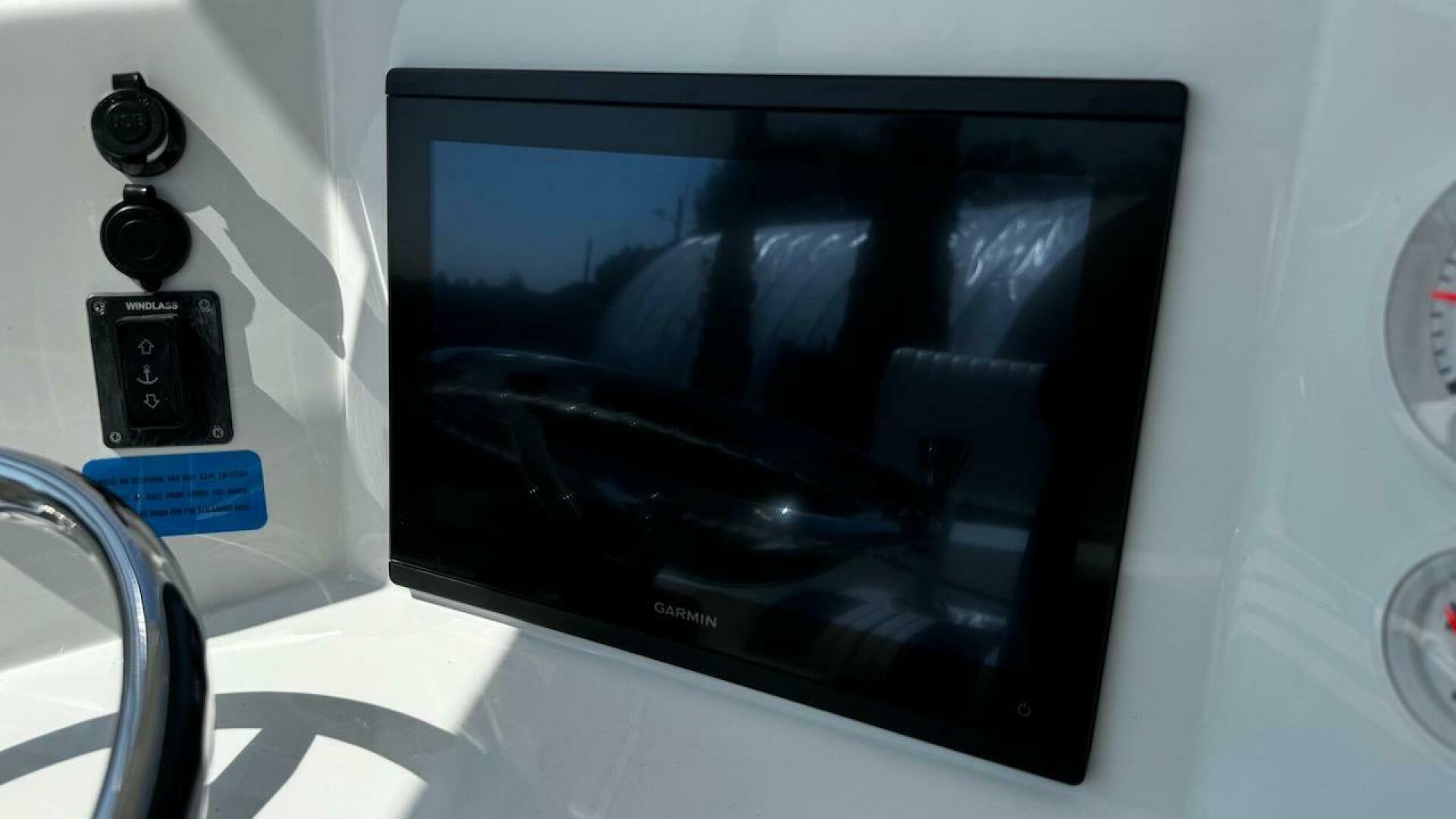 Slide: The Image of Eastern 248 Center Console 2021 - 4624465