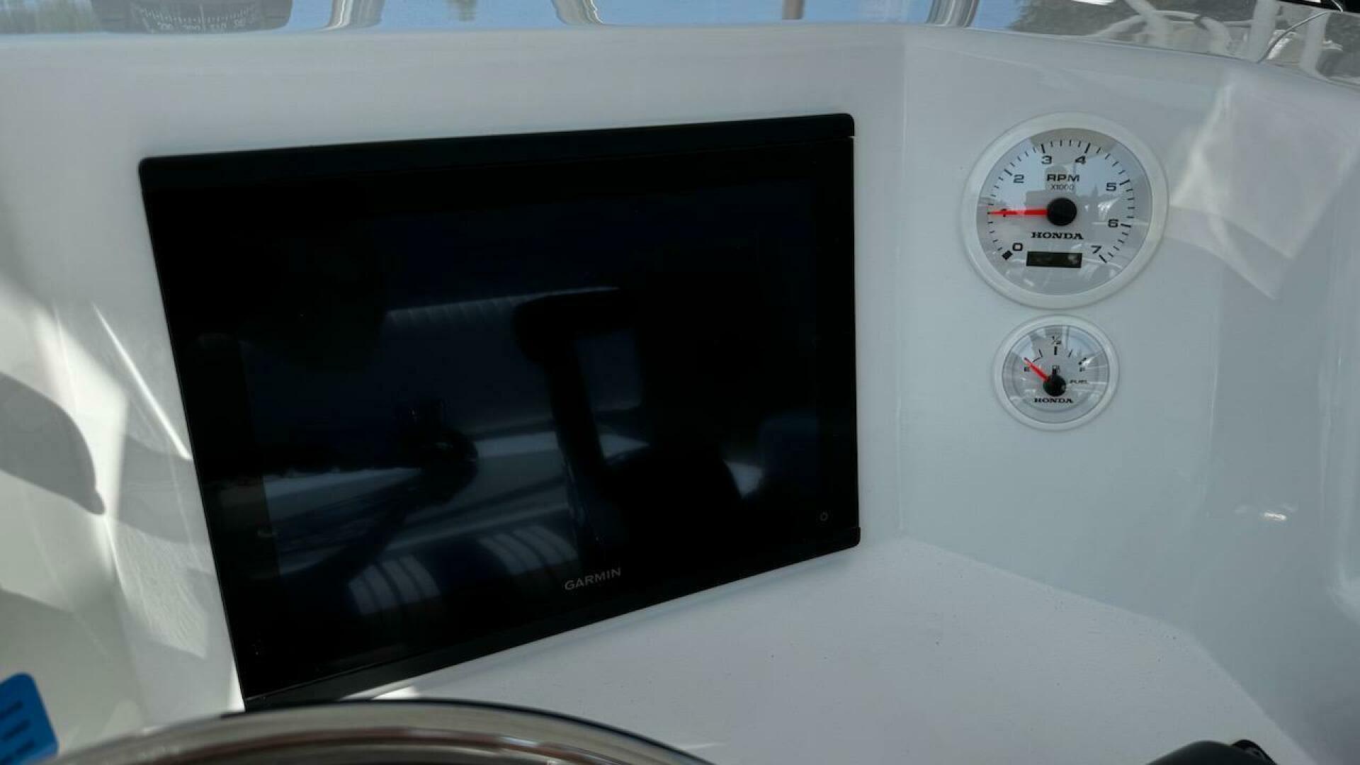 Slide: The Image of Eastern 248 Center Console 2021 - 4624466