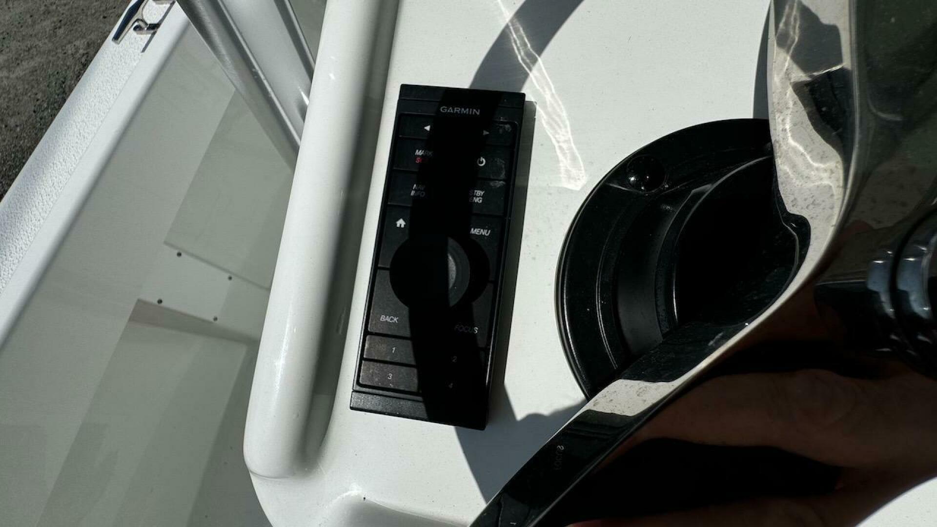 Slide: The Image of Eastern 248 Center Console 2021 - 4624469