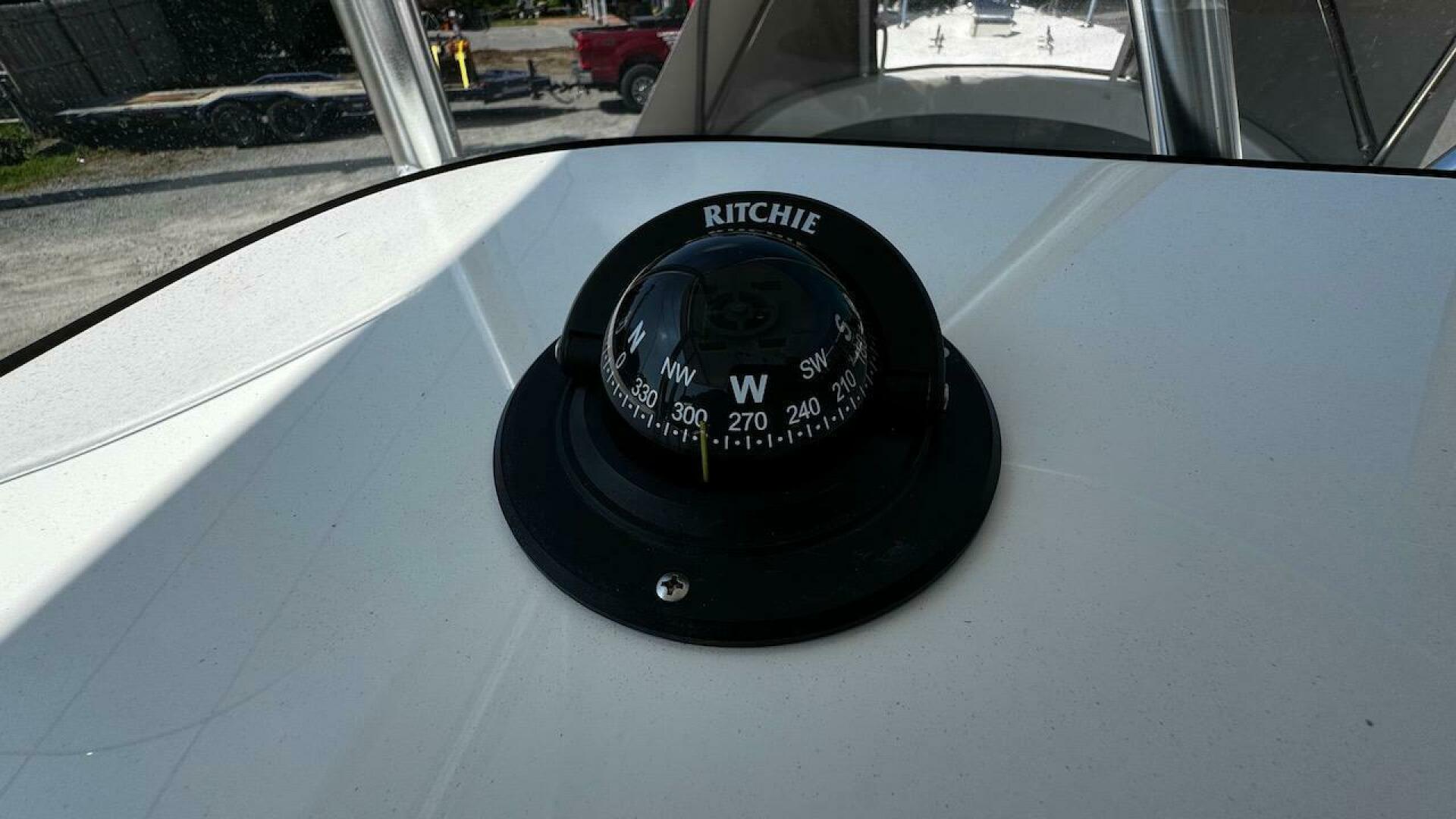 Slide: The Image of Eastern 248 Center Console 2021 - 4624470