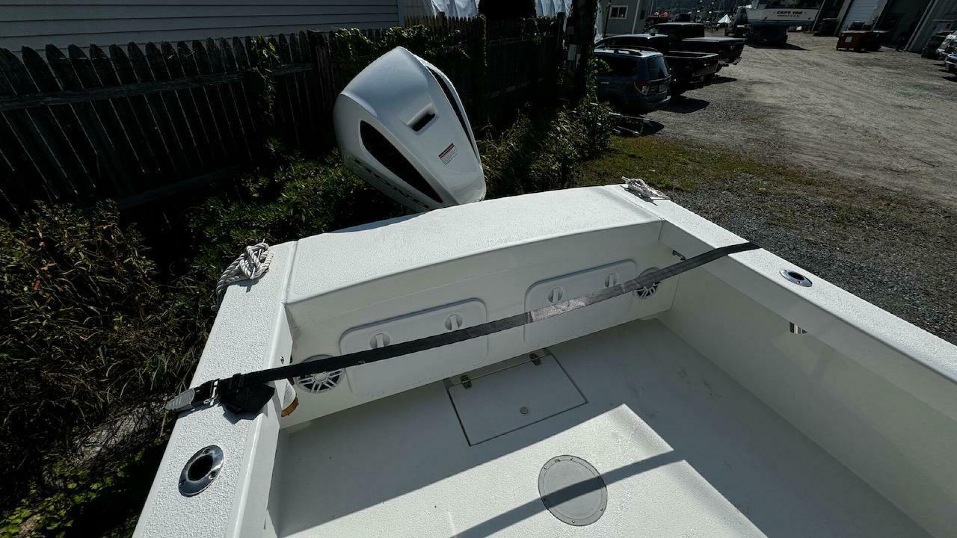 Slide: The Image of Eastern 248 Center Console 2021 - 4624441